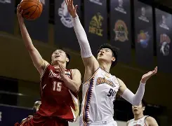 威尼斯人官网入口_河南男篮惊险胜出,擒得胜利点火季后赛希望