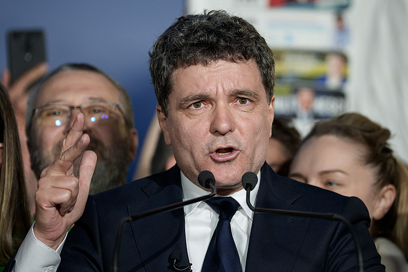 澳门威尼斯官网_罗马客场表现不稳(罗马客场表现不稳定的球员)