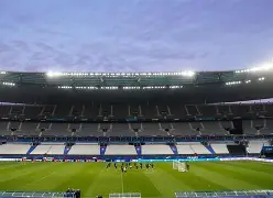 弗赖堡主场未能取胜，三分擦肩而过的简单介绍