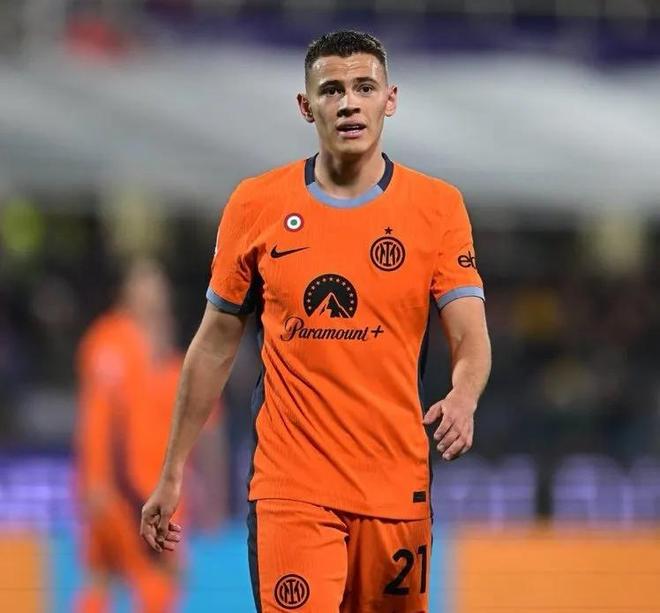 关于关键球处理冷静，球队稳住比赛局面的信息